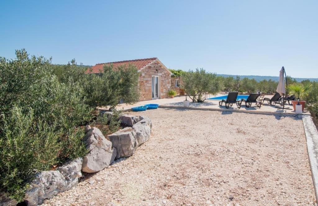 Holiday Home My Summer House Supetar Buitenkant foto